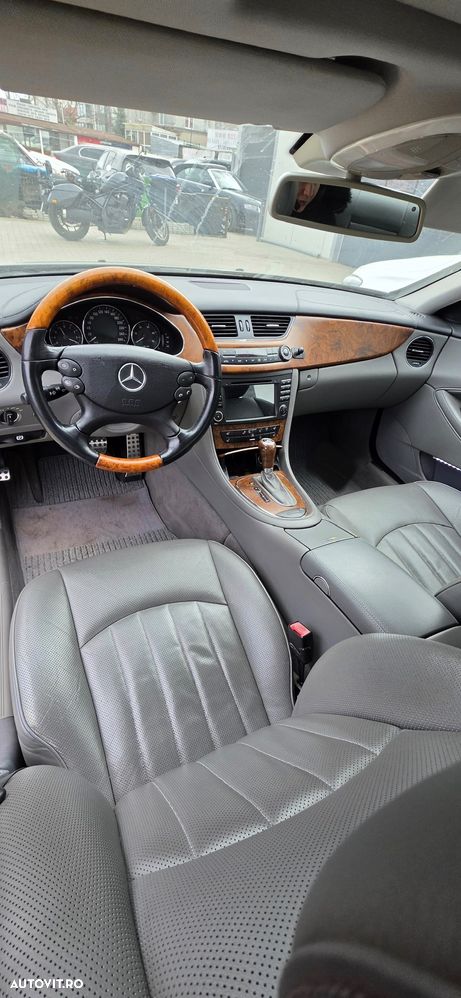 Mercedes-Benz CLS 320 CDI 7G-TRONIC - 12