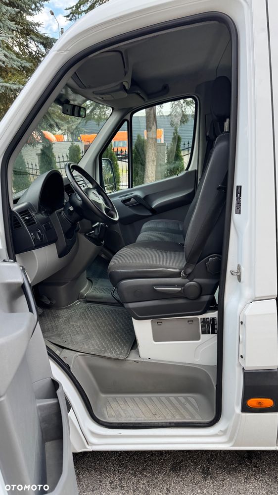 Mercedes-Benz Sprinter 7 osobowy, doka, super stan. - 21