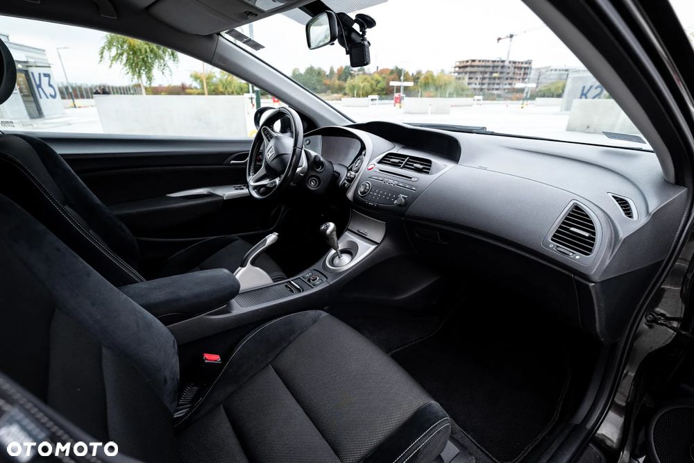 Honda Civic 1.8 TypeS - 11