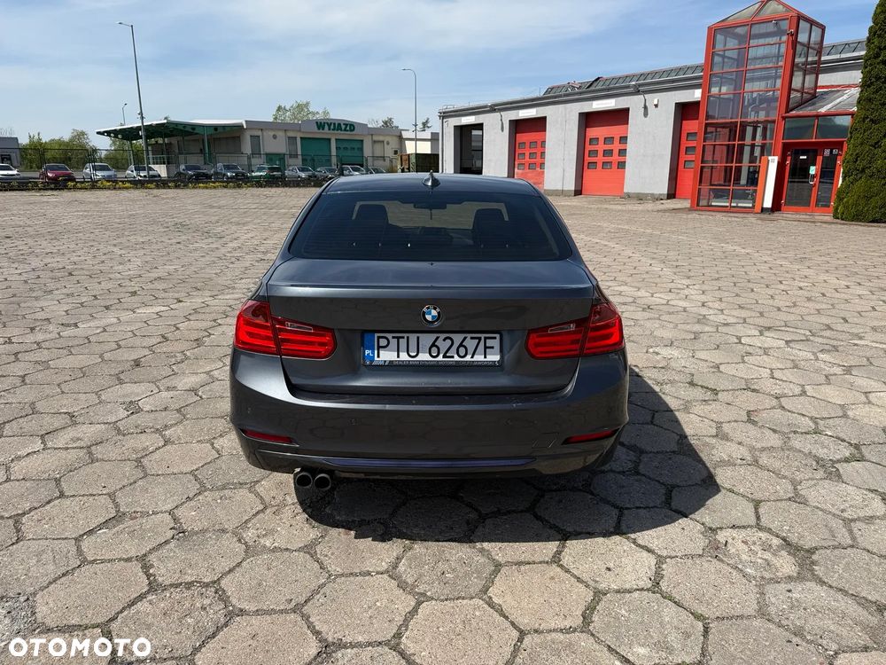 BMW Seria 3 - 15