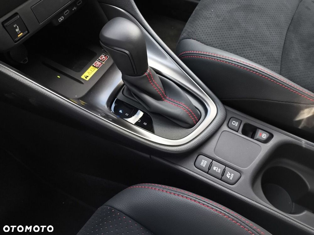 Toyota Yaris - 24