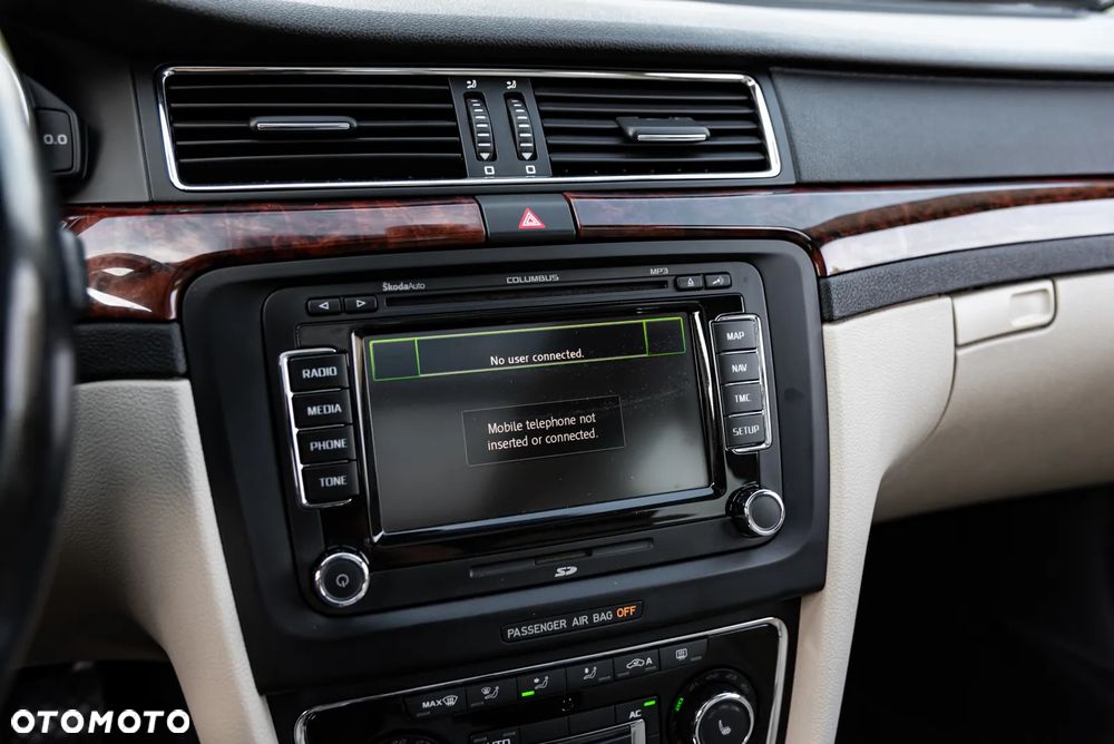 Skoda Superb 3.6 V6 4x4 DSG Elegance - 36