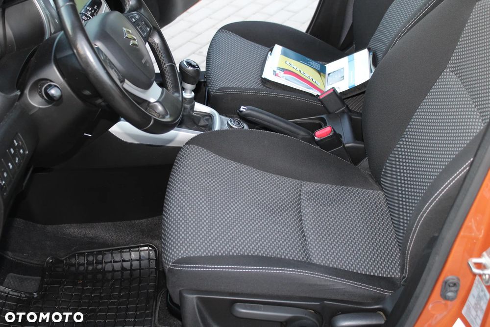 Suzuki Vitara 1.6 DDiS (4x4) Allgrip Comfort - 11