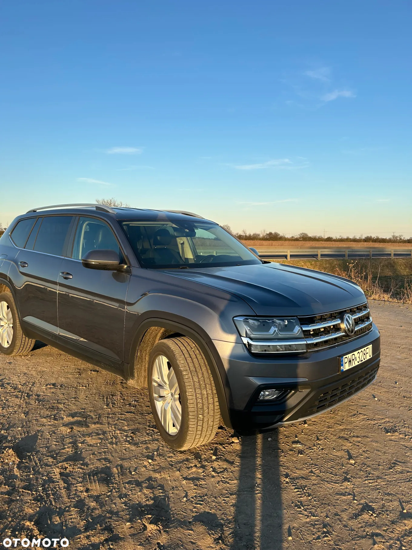 Volkswagen Atlas - 2