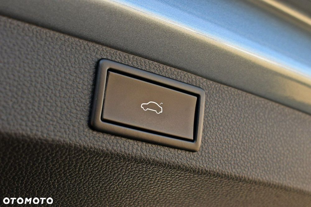 Skoda Karoq 2.0 TDI SCR 4x4 Style DSG - 28