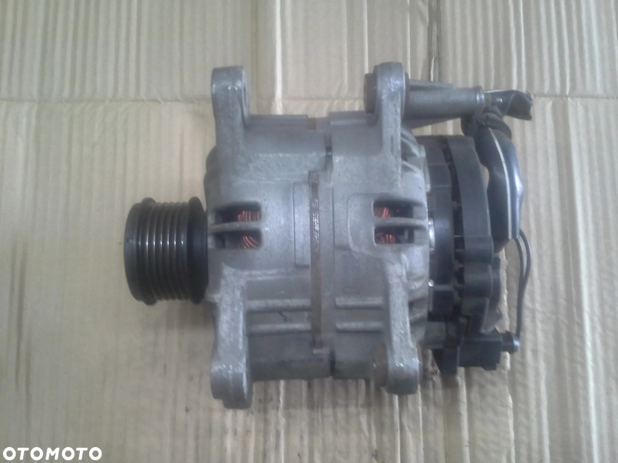 Alternator Audi A3 1.6 0124515010, 028903028E Bosch - 4