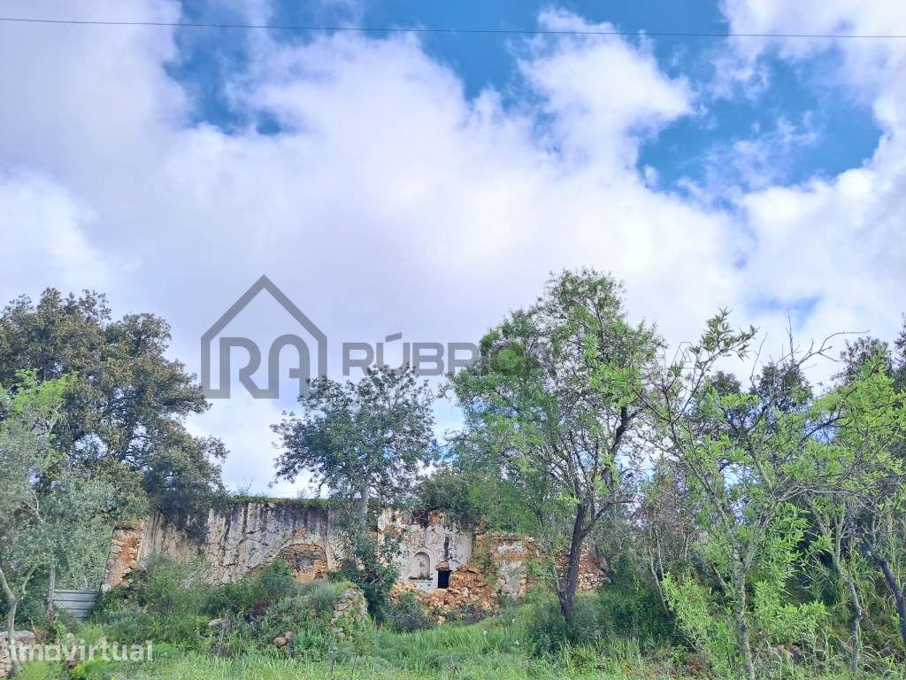 Terreno com Projeto Aprovado - Loulé
 2173 m² | Vista Campo | Proj... - Grande imagem: 2/11