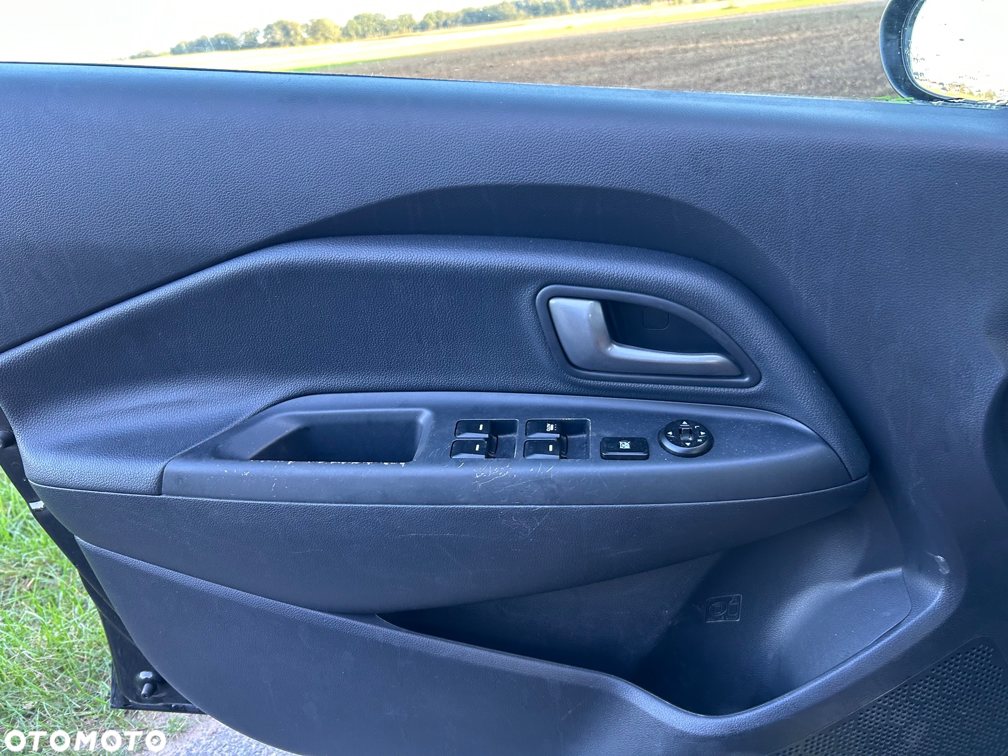 Kia Rio - 10