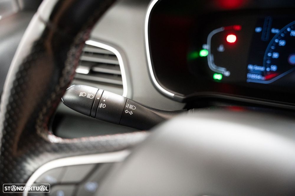 Renault Mégane 1.5 Blue dCi R.S. Line - 19