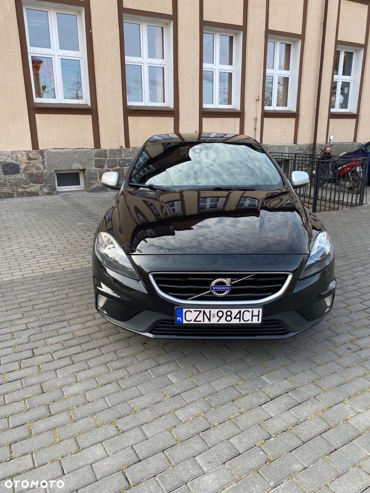 Volvo V40 D2 Drive-E R-Design Momentum - 9