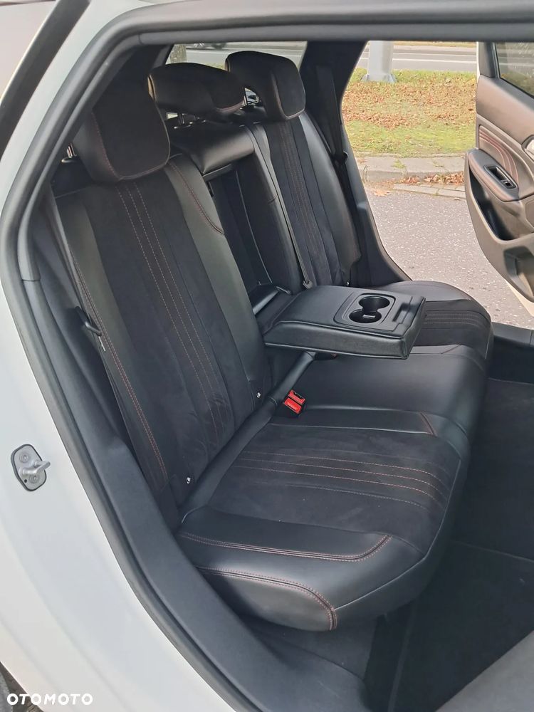 Peugeot 308 BlueHDi 130 Stop & Start GT - 14