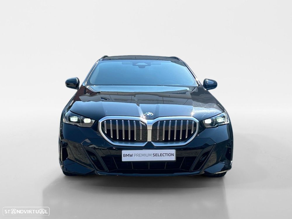 BMW 530 e Pack Desportivo M - 8