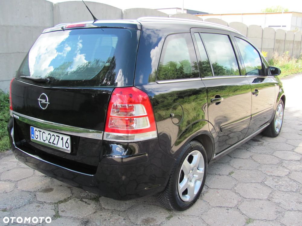 Opel Zafira - 19