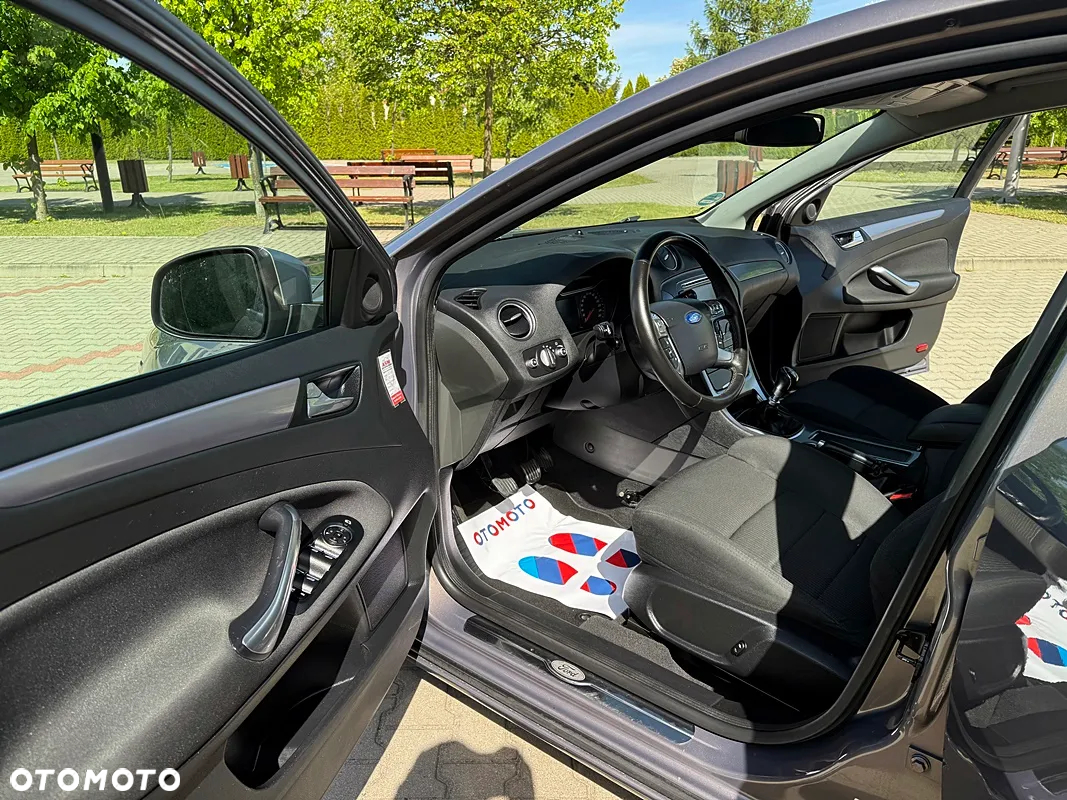 Ford Mondeo 1.6 T Platinium X Plus (Titanium) - 15