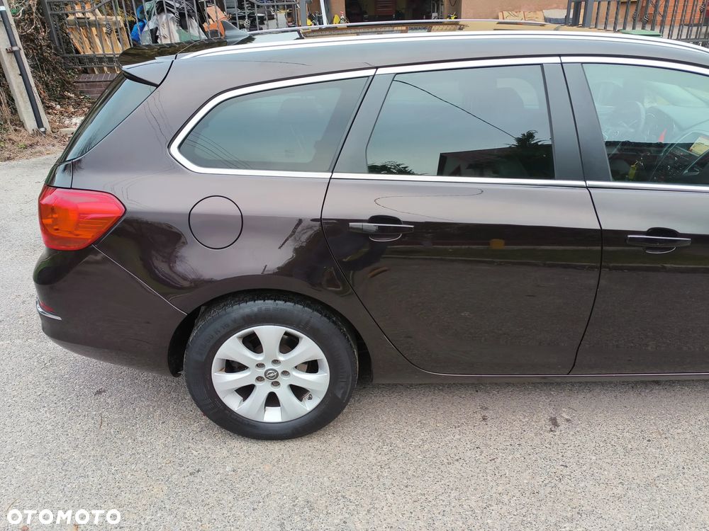 Opel Astra 1.4 T Cosmo S&S - 28