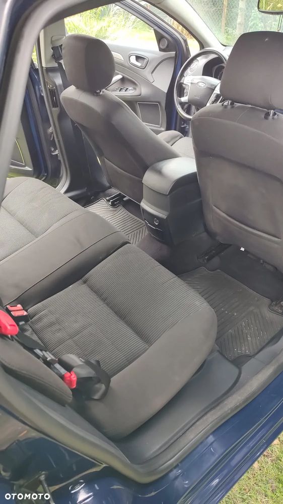 Ford Mondeo 2.0 TDCi Titanium - 12