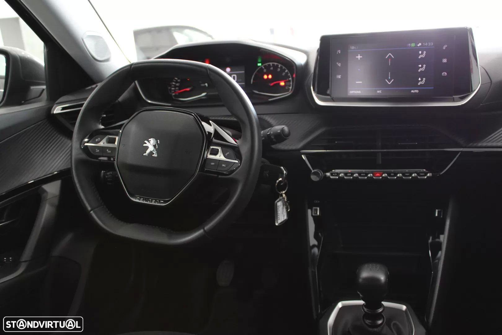 Peugeot 2008 1.2 PureTech Active Pack - 29