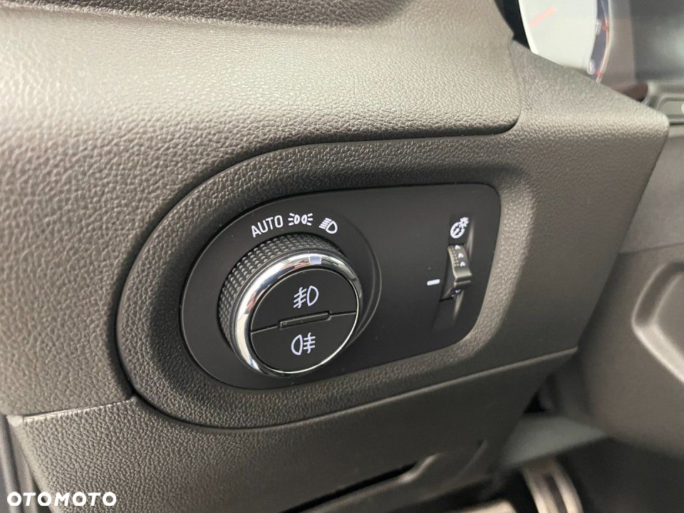 Opel Grandland X - 16