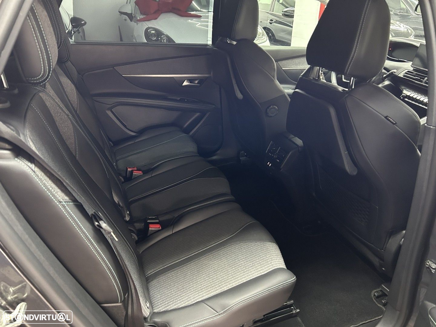 Peugeot 5008 1.5 BlueHDi Allure Pack - 16