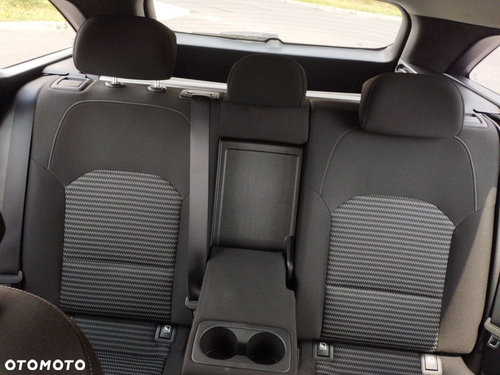 Kia Ceed 1.5 T-GDI M - 16