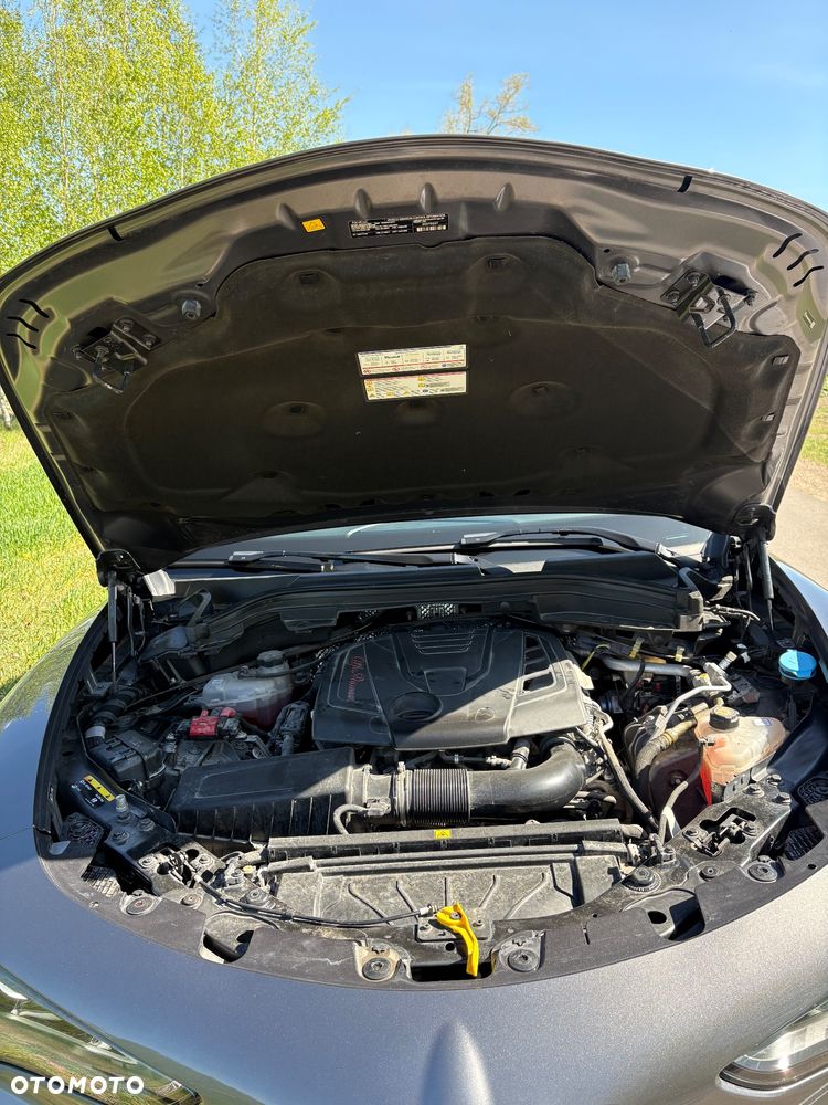 Alfa Romeo Stelvio 2.0 Turbo 16V AT8-Q4 Ti - 25