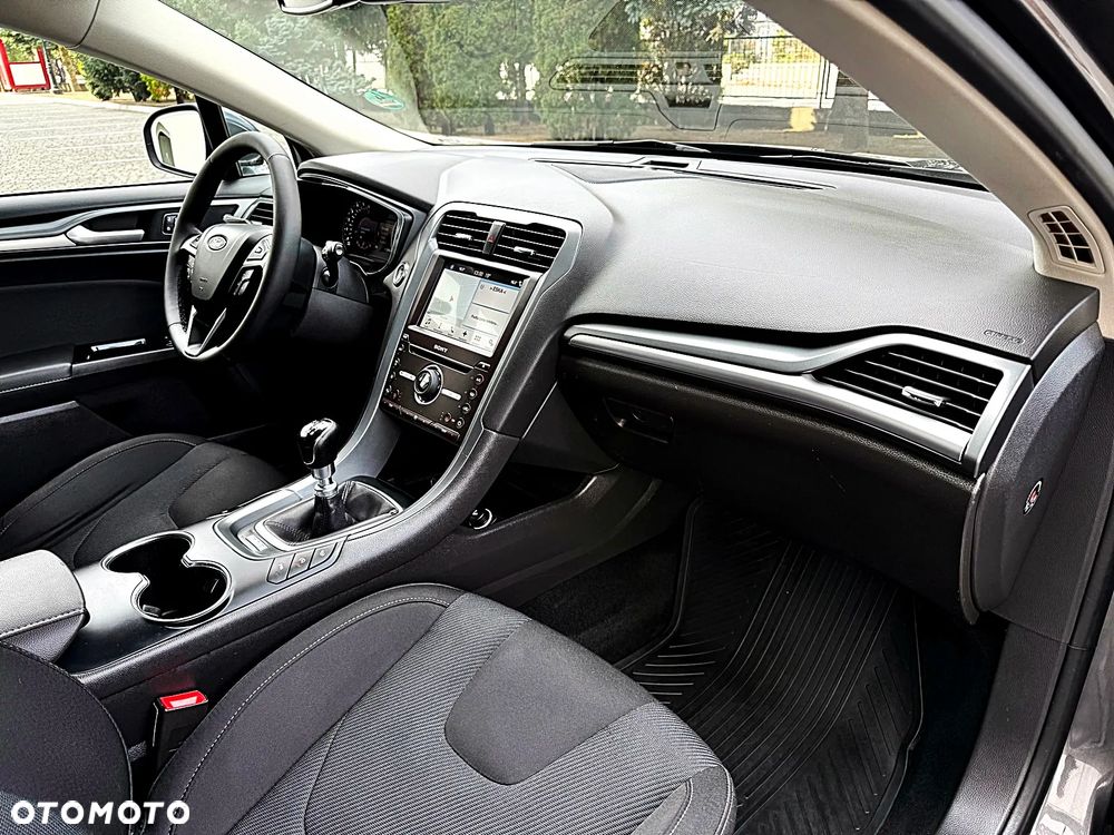 Ford Mondeo 2.0 TDCi STart-Stopp Titanium - 21