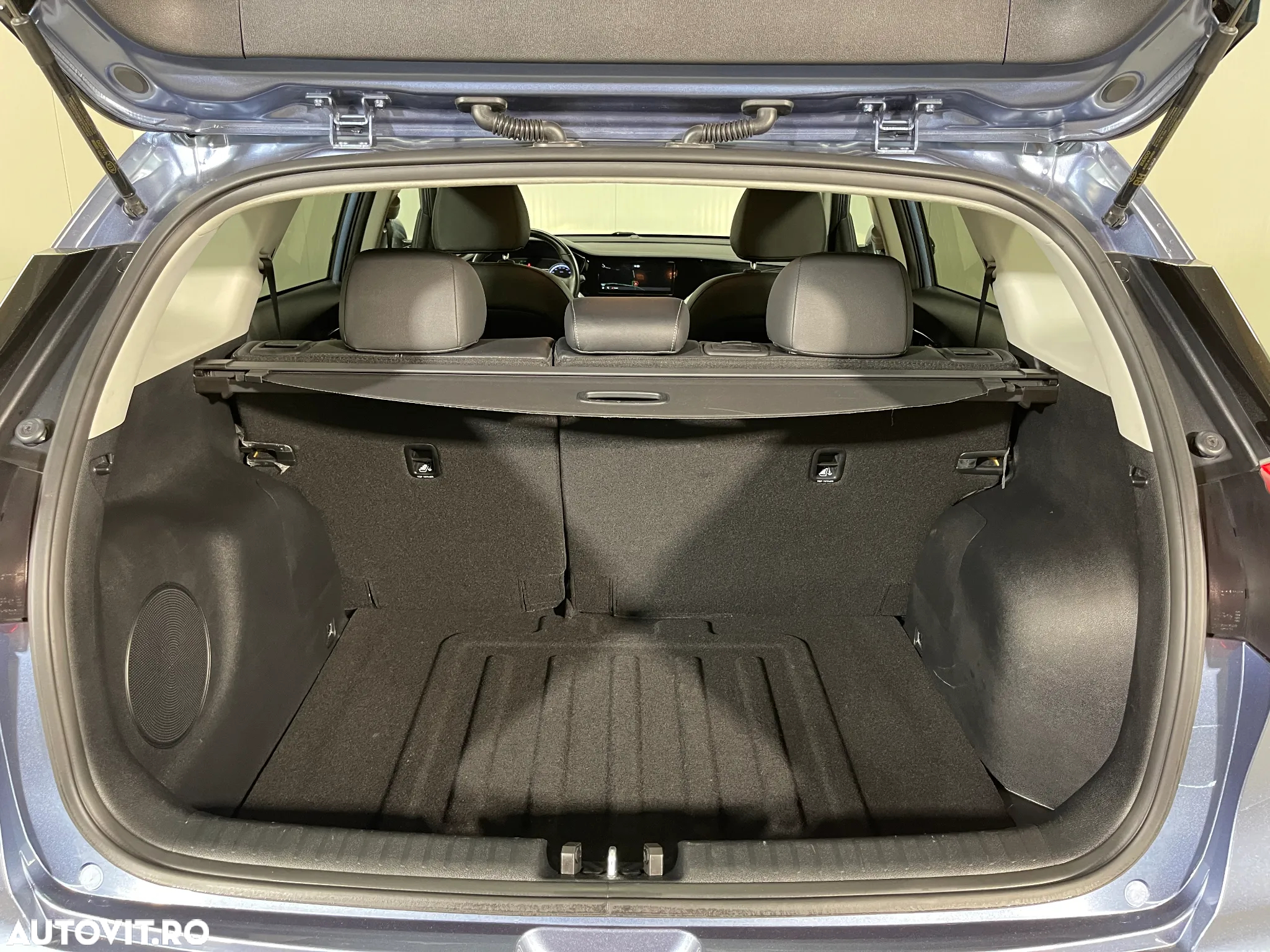 Kia Niro 1.6 GDI HEV 2WD OPF Aut. Spirit - 12