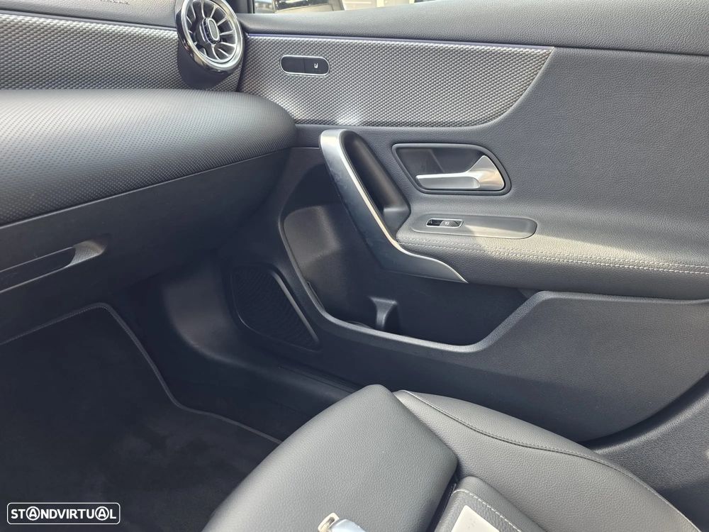 Mercedes-Benz A 160 Advanced Progressive - 11