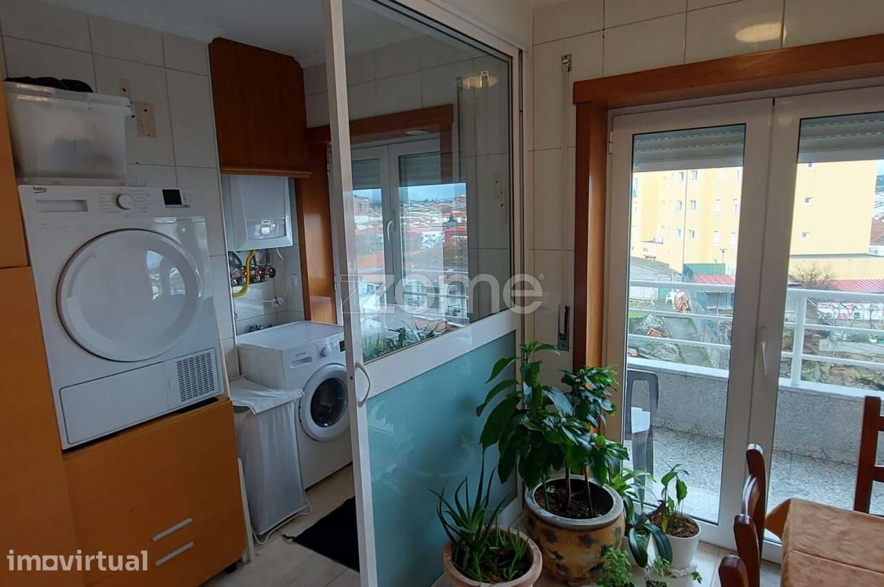 Excelente T3 com condominio fechado - Grande imagem: 4/24