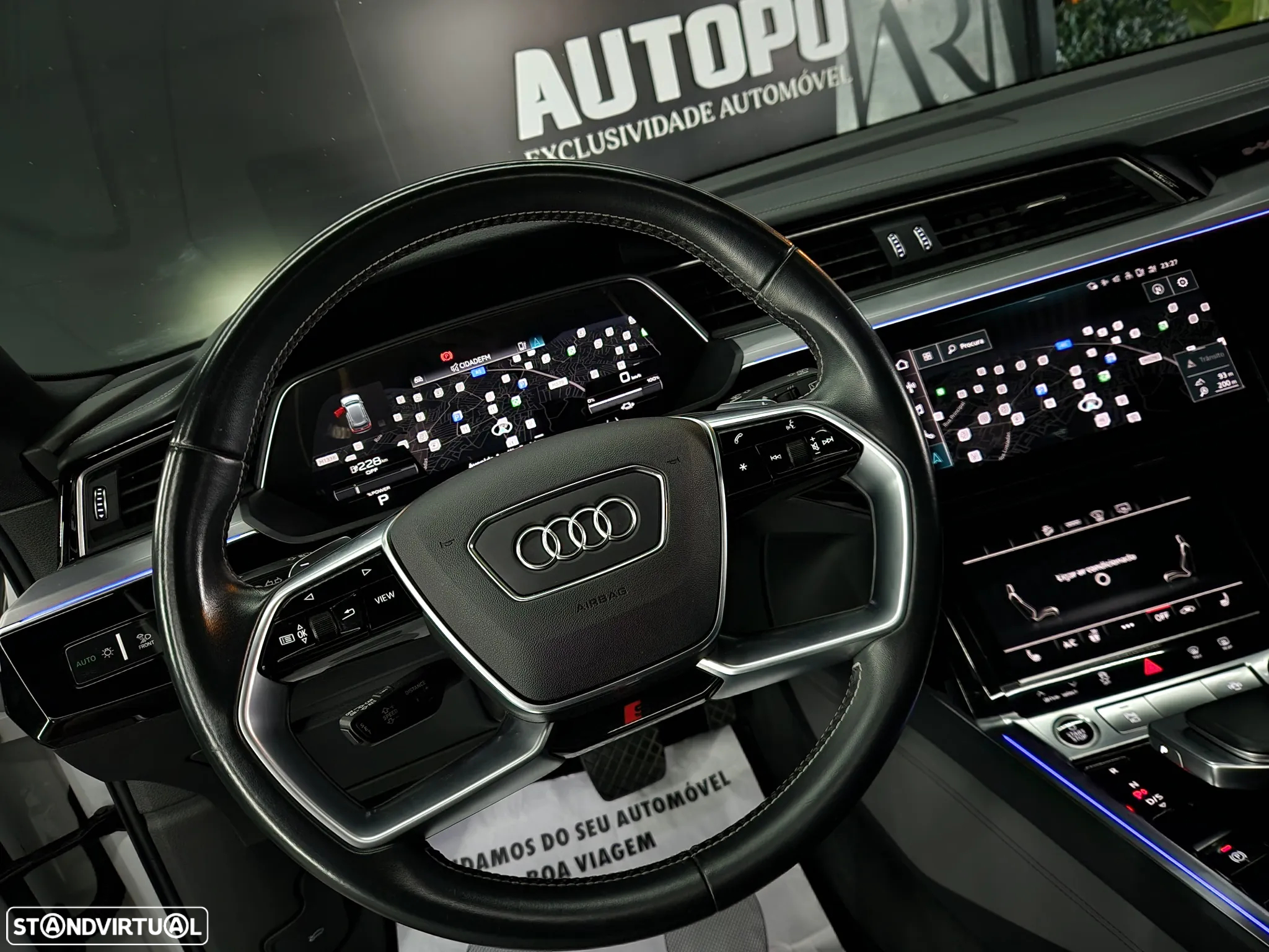 Audi e-tron 55 quattro S line - 25