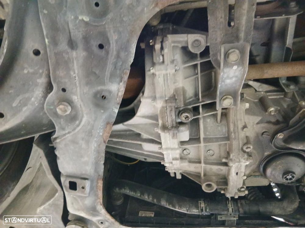 Caixa de velocidades manual NISSAN Pulsar Hatchback (C13) - 1