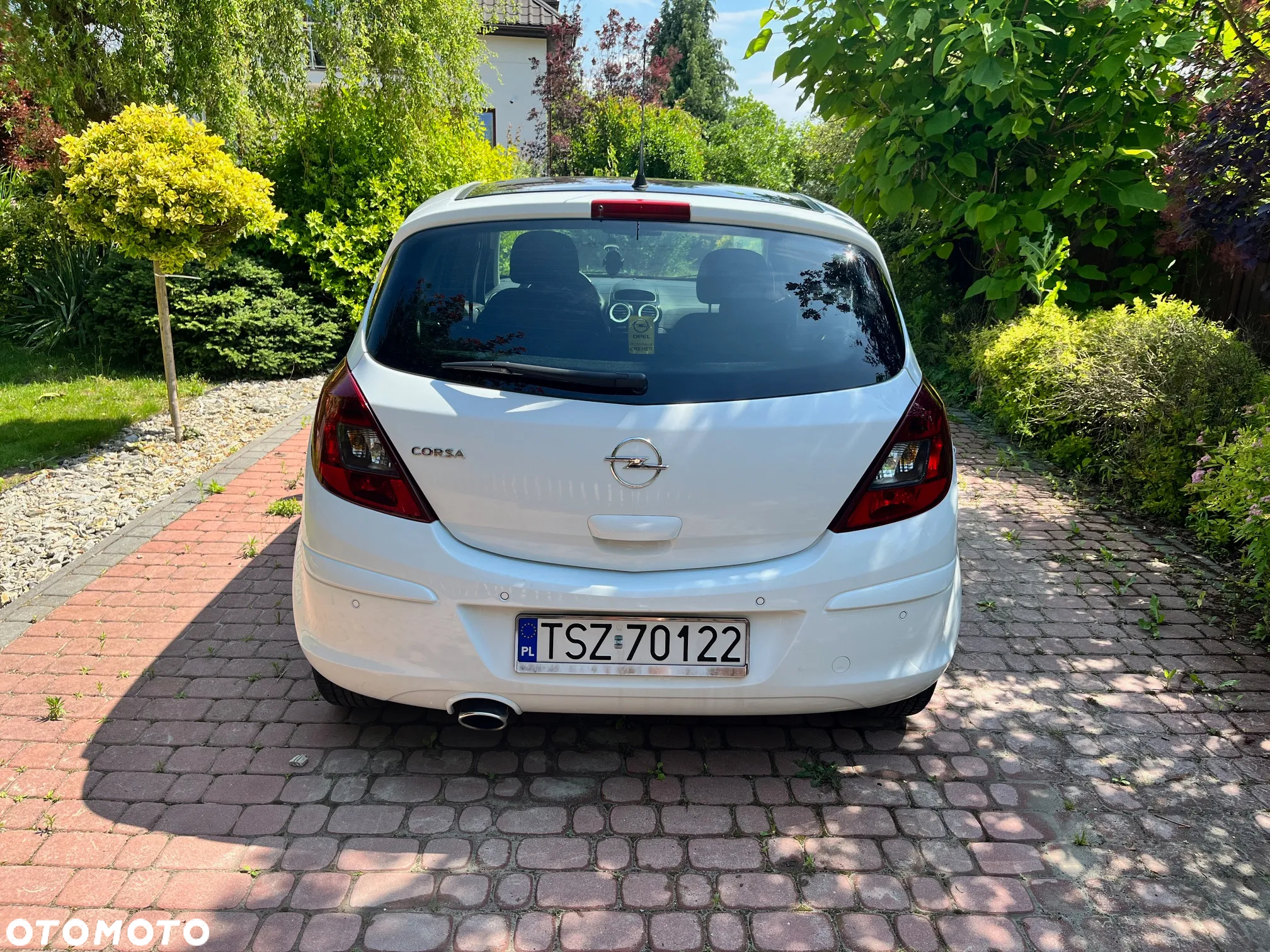 Opel Corsa 1.2 16V Enjoy - 8
