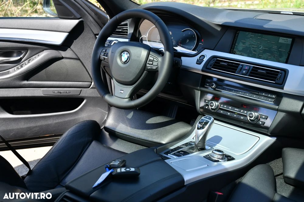 BMW Seria 5 525d xDrive Sport-Aut. Luxury Line - 23
