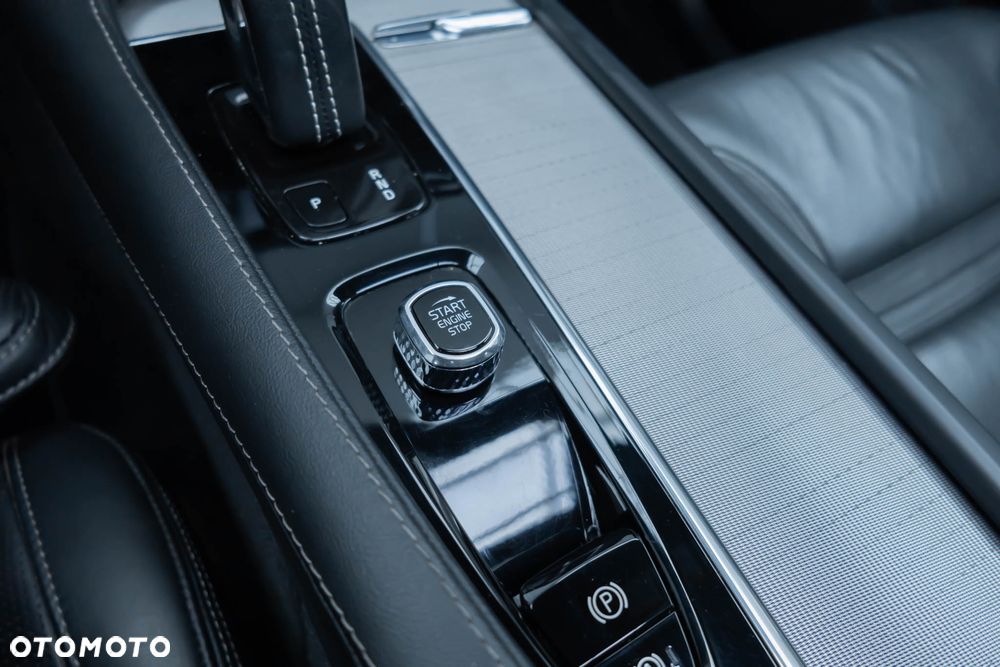 Volvo XC 90 T8 AWD Recharge Ultimate Dark - 28