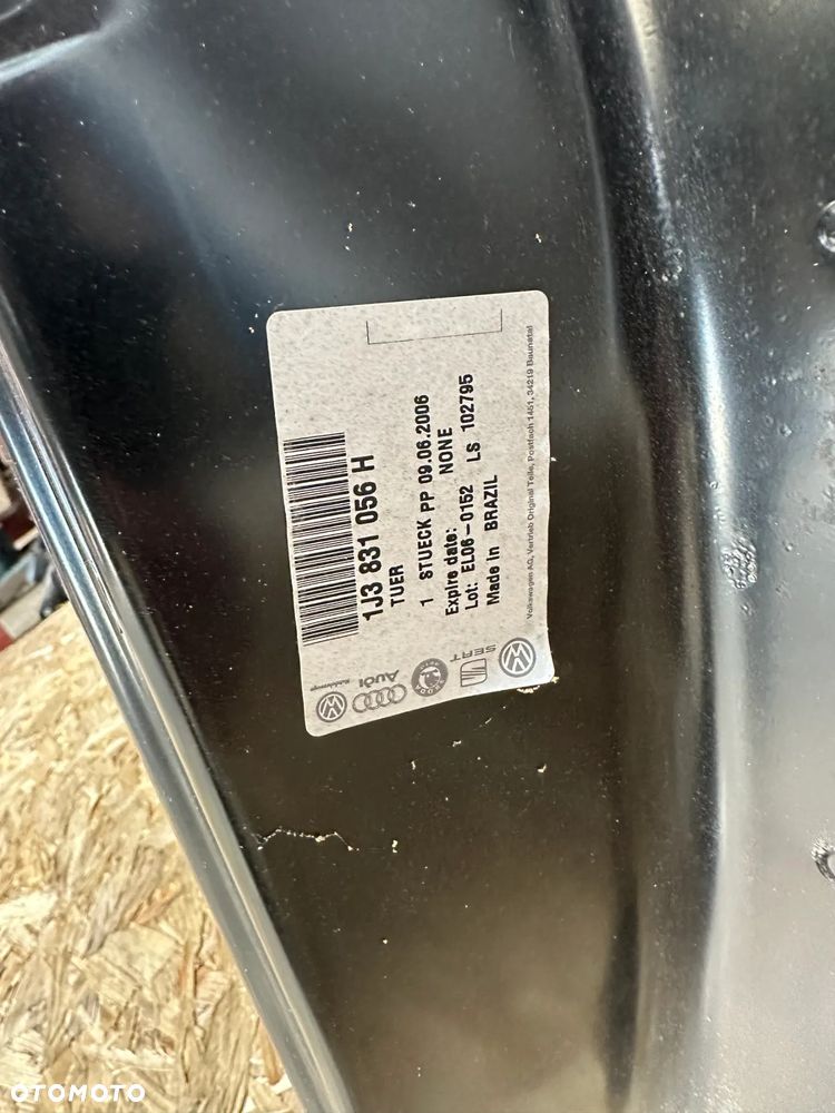 DRZWI PRAWE VW GOLF IV 3 drzwi 3D  NOWE - 3