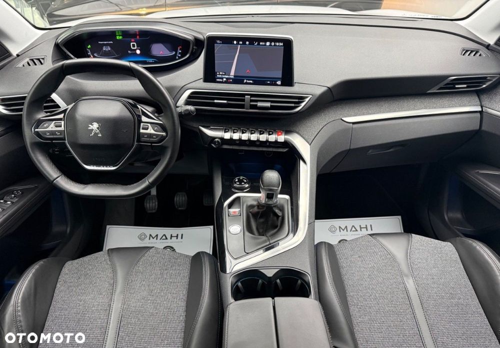 Peugeot 3008 2.0 BlueHDi Allure S&S - 21