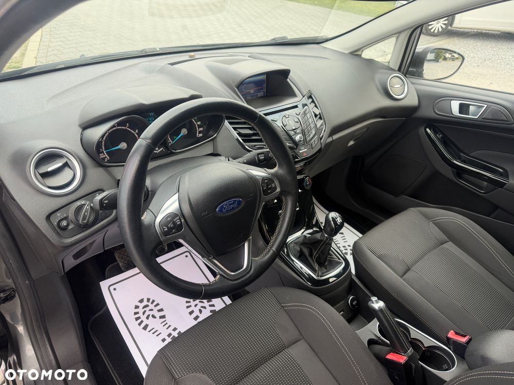 Ford Fiesta 1.0 EcoBoost S&S TITANIUM - 18
