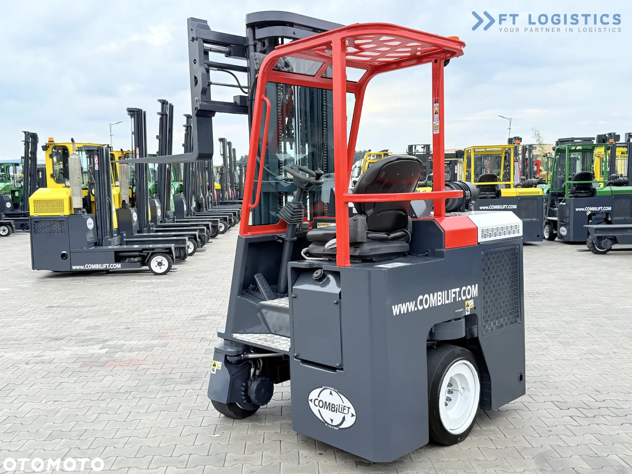 Combilift Combilift C3000CB-TRIPLEX 6000mm -2016 ROK- / JEDYNIE 2161 MTH / WOLNY SKOK / POZYCJONER WIDEŁ / DIESEL - 27