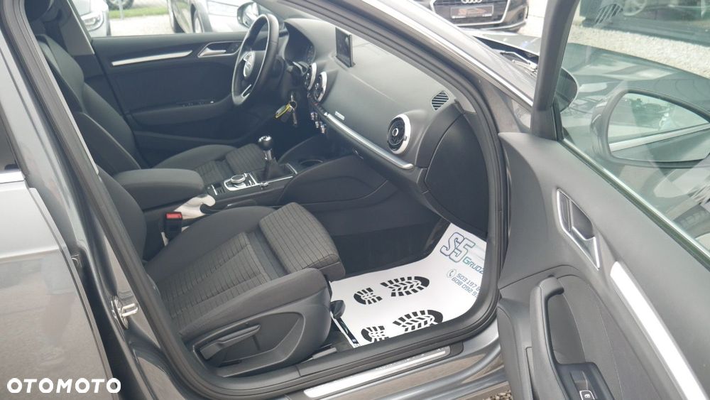 Audi A3 Sportback - 12