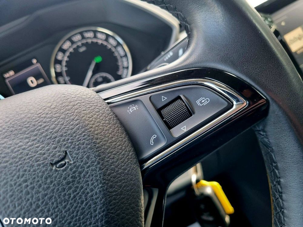 Skoda Superb 1.8 TSI DSG Style - 17