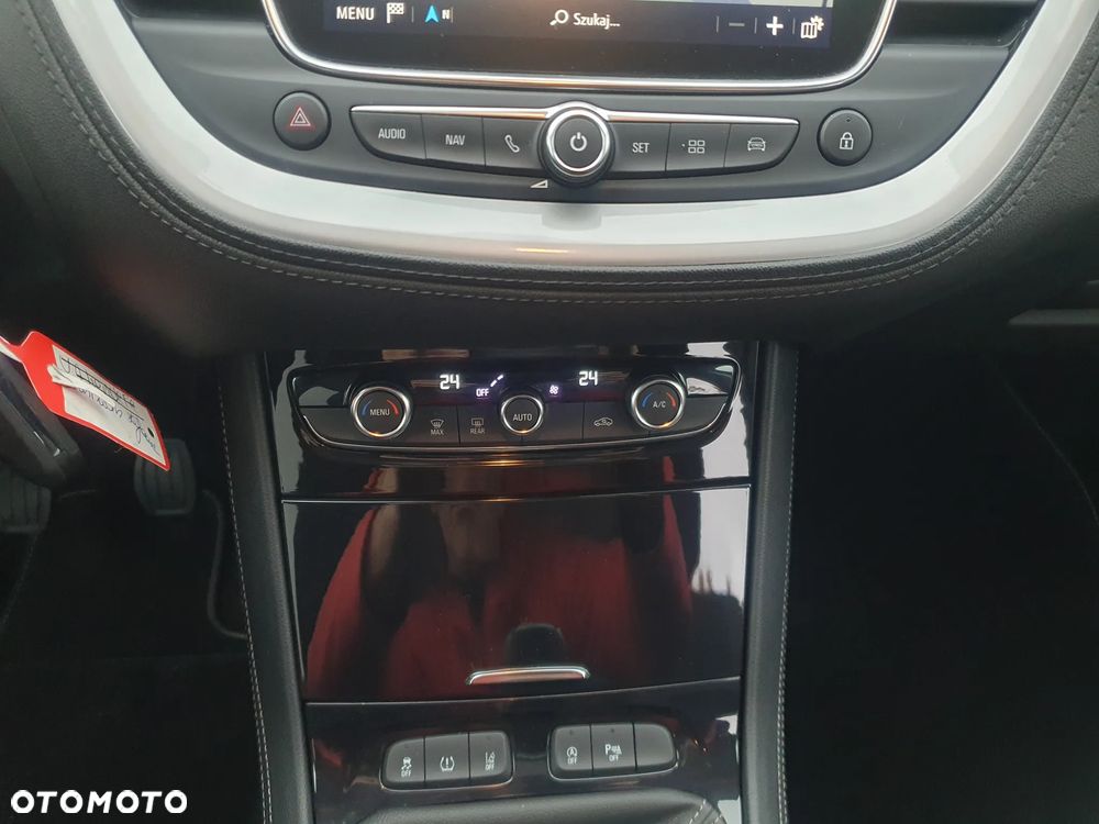Opel Grandland X 1.2 Start/Stop Business Elegance - 14