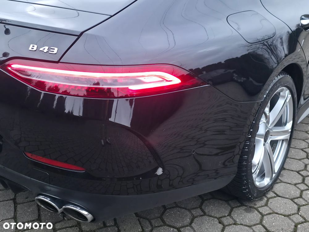 Mercedes-Benz AMG GT - 12