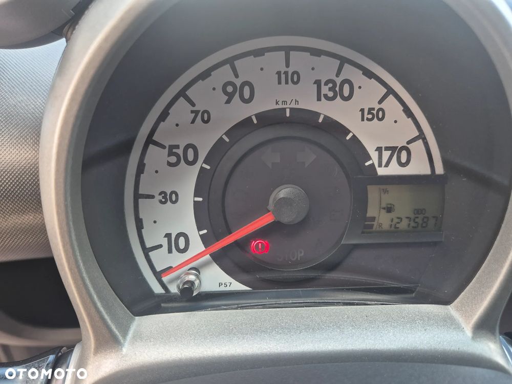 Peugeot 107 1.0 Urban Move - 19