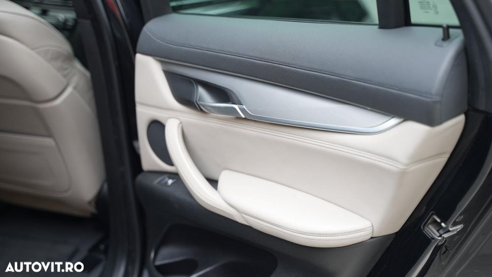 BMW X6 xDrive40d - 11