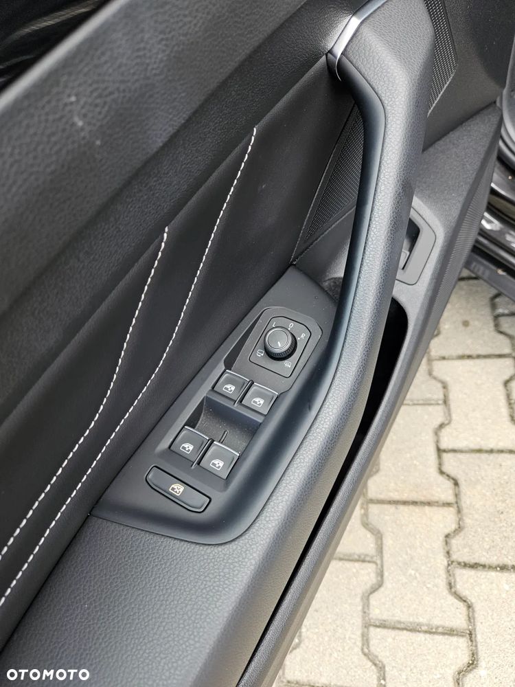 Volkswagen Arteon 2.0 TSI R-Line DSG - 11