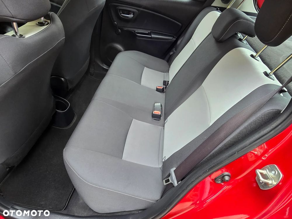 Toyota Yaris 1.5 Dynamic - 9