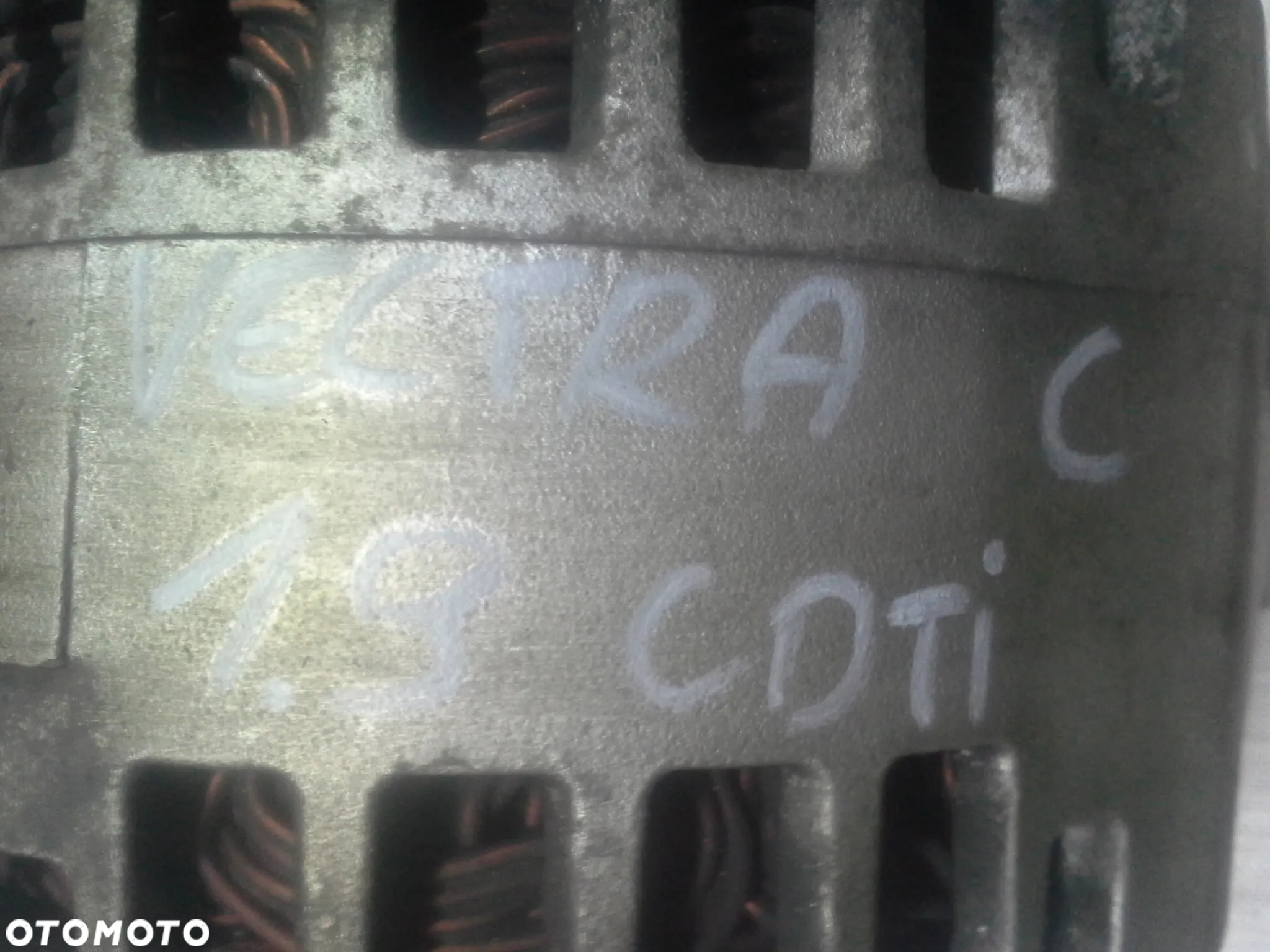 Opel Astra H Vectra C Zafira B 1.9 CDTi alternator Denso 13153236 - 11