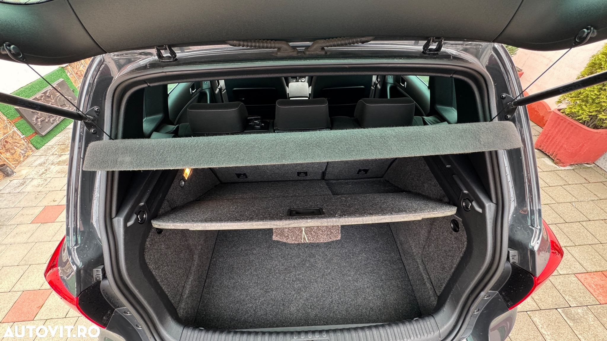 Volkswagen Tiguan 2.0 TDI DPF DSG 4Mot Comfortline - 10