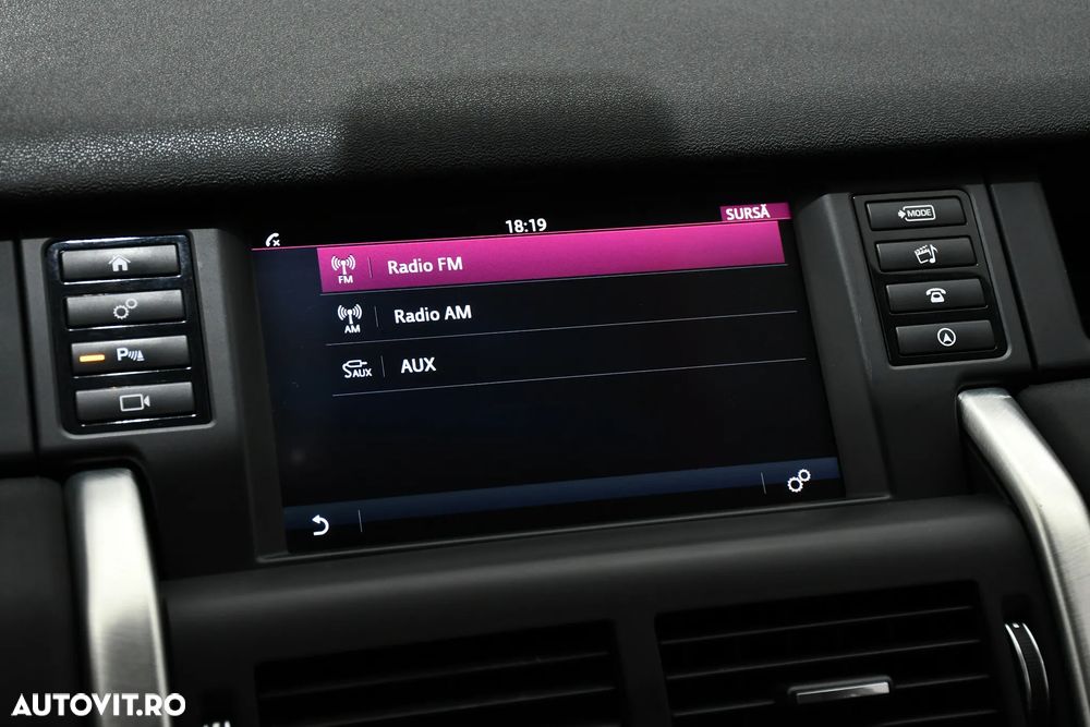 Land Rover Discovery Sport - 21