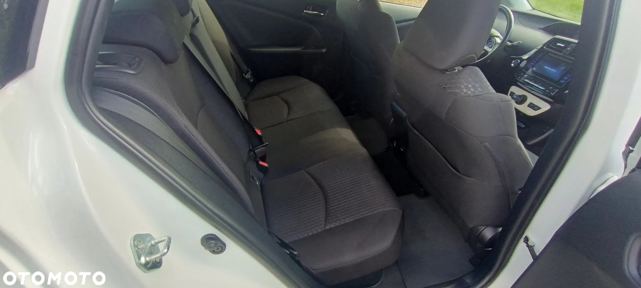 Toyota Prius 1.8 Hybrid Prestige - 20
